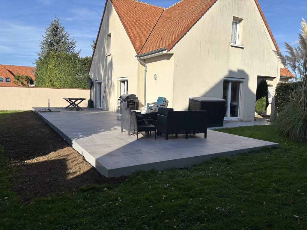 Création d’une terrasse à Saint-Martin-de-Fontenay